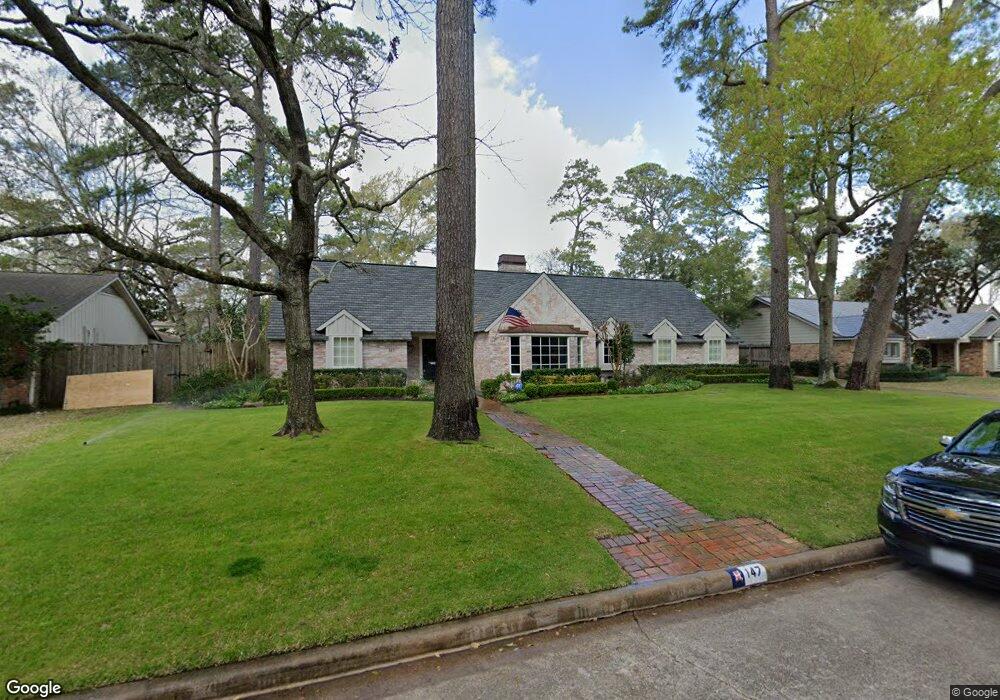 147 Plantation Rd, Houston, TX 77024 - photo 1