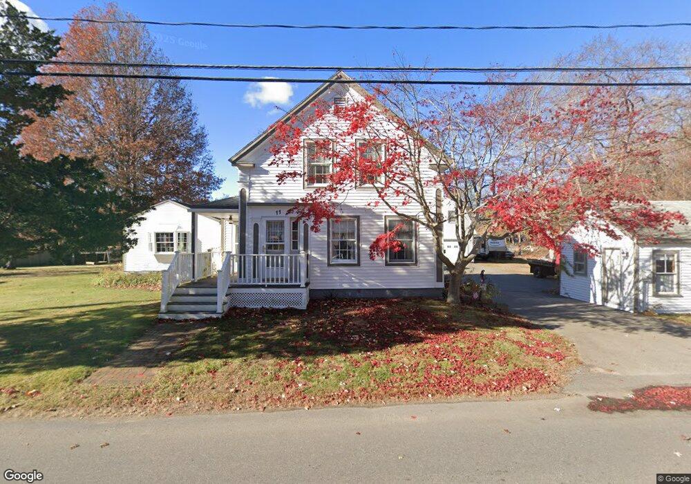 11 Washington St, Seabrook, NH 03874 - photo 1