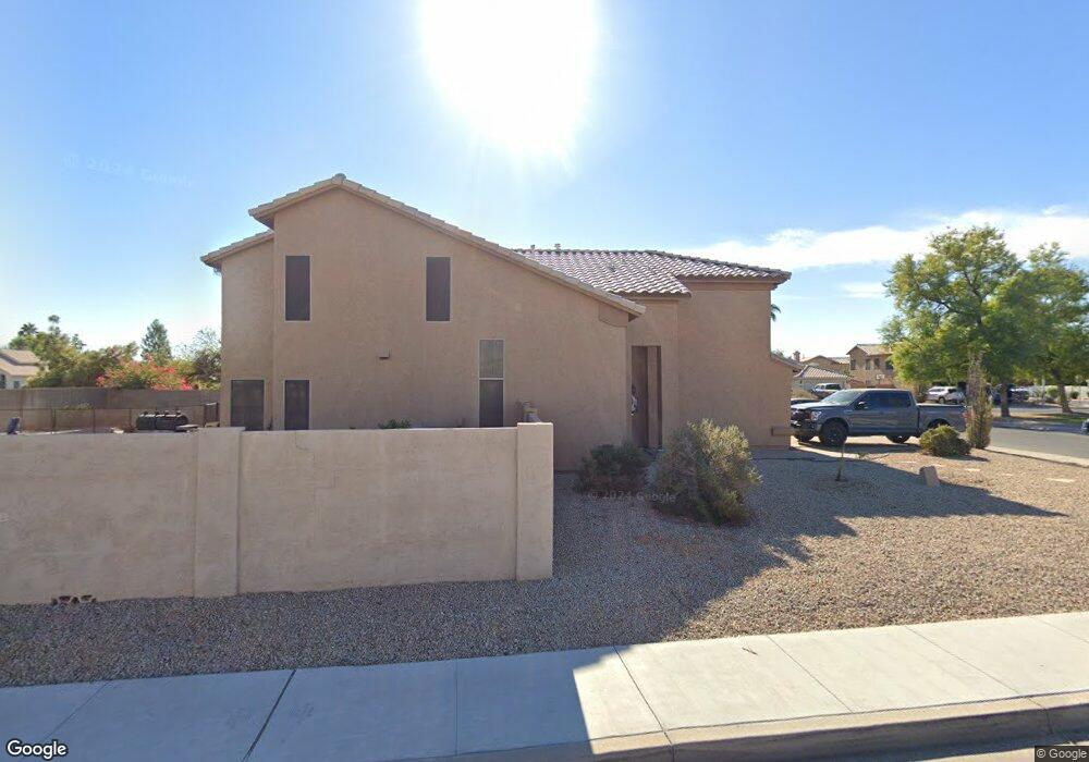 741 N Date Palm Dr, Gilbert, AZ 85234 - photo 1