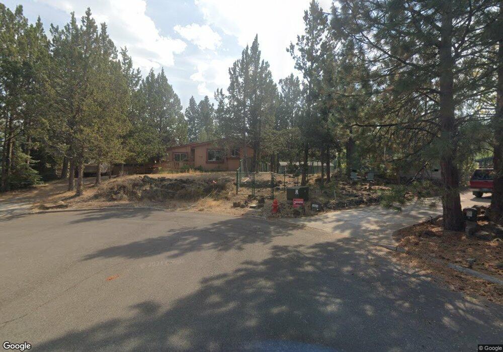 1049 SE Laurelwood Place, Bend, OR 97702 - photo 1