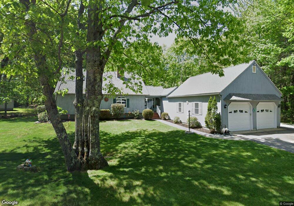 6 Flynn St, Somersworth, NH 03878 - photo 1