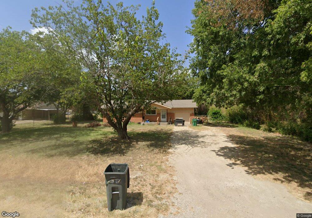 700 4th St, Eddy, TX 76524 - photo 1