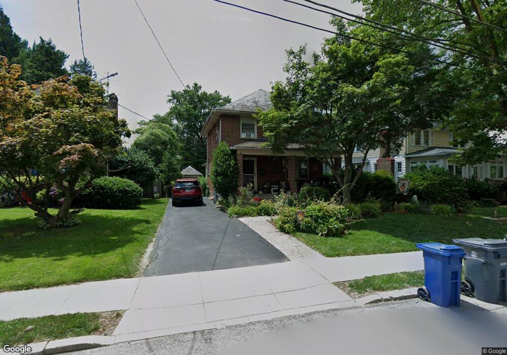 2068 Maplewood Ave, Abington, PA 19001 - photo 1