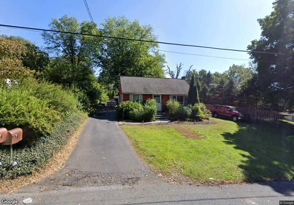 13 Edgehill Rd, Boyertown, PA 19512 - photo 1