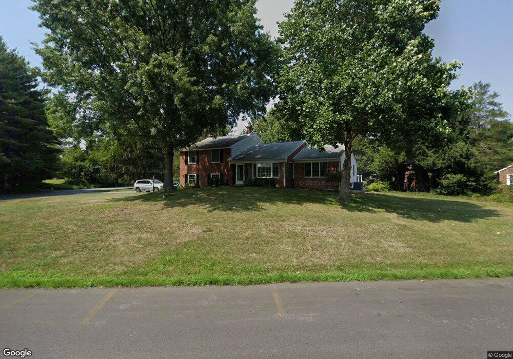 105 Governors Dr, Wallingford, PA 19086 - photo 1