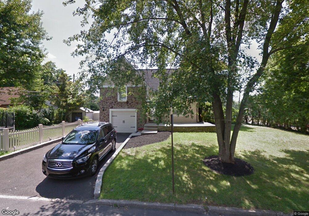 2344 Kenderton Ave, Abington, PA 19001 - photo 1