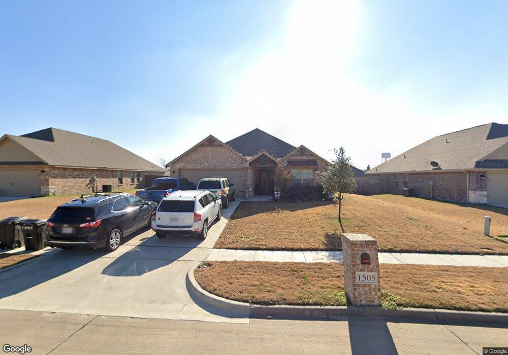 1505 Pacific Ave, Ennis, TX 75119 - photo 1