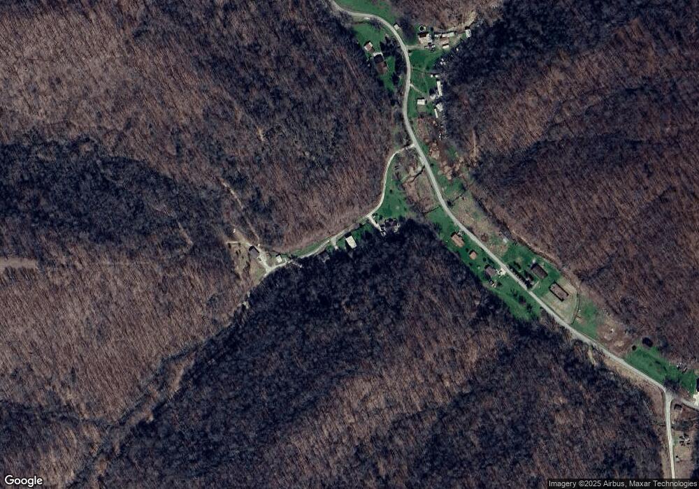 895 Raccoon Creek Rd, Branchland, WV 25506 - photo 1