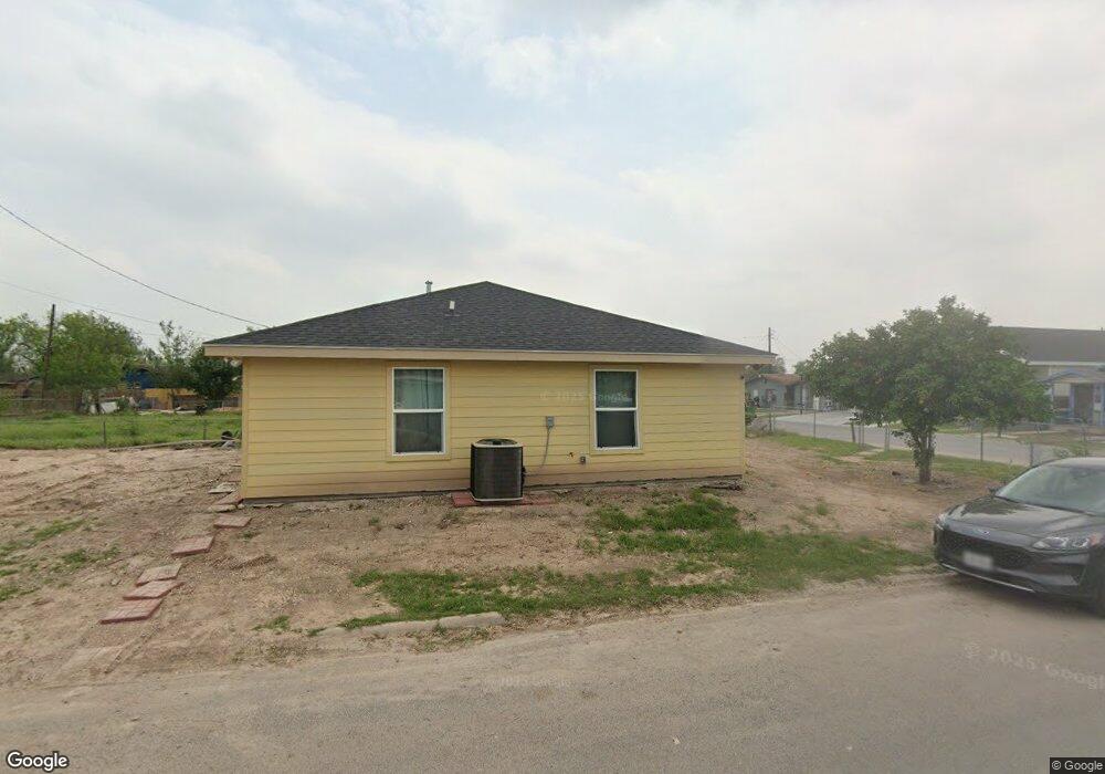 714 W Bell Ave, Pharr, TX 78577 - photo 1