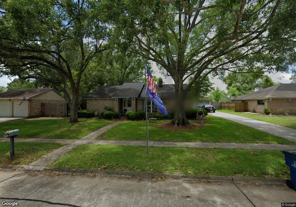 506 Point Clear Dr, Friendswood, TX 77546 - photo 1