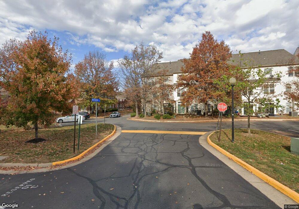 21107 Mcfadden Square unit 104, Sterling, VA 20165 - photo 1