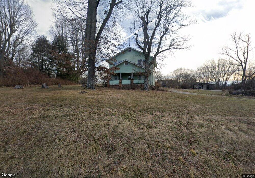 156 Ridge Rd, Hendersonville, NC 28792 - photo 1