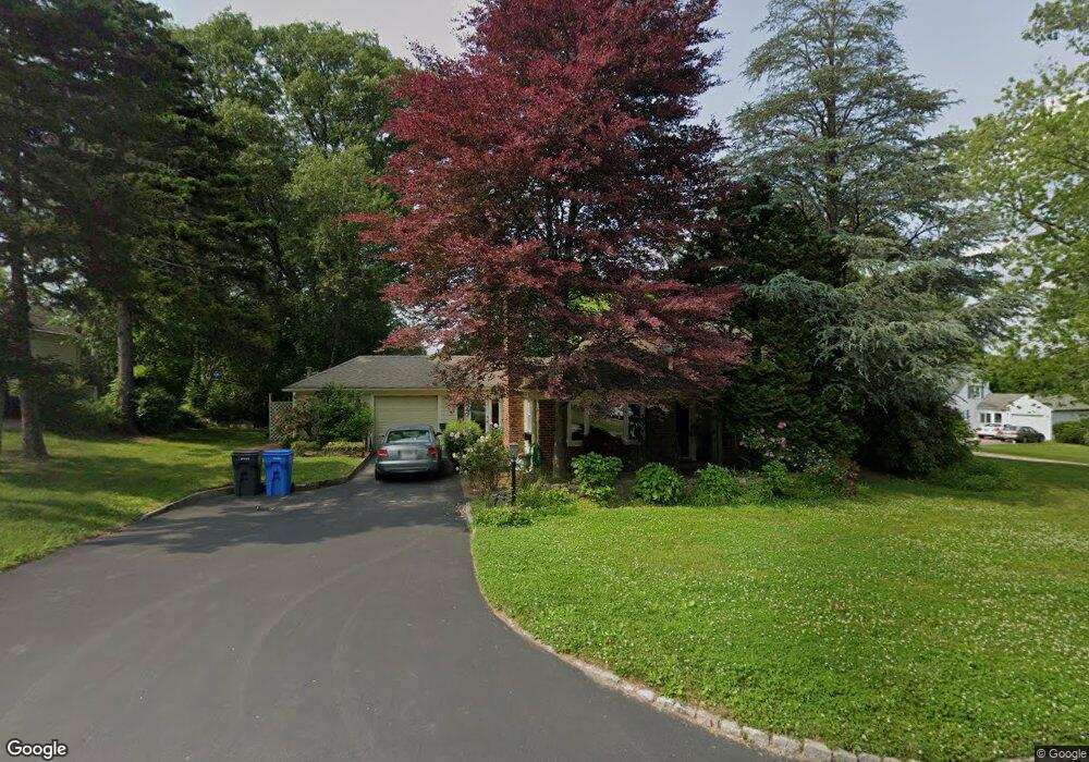 144 Woodstock Ln, Cranston, RI 02920 - photo 1