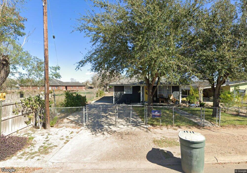 614 Hackberry Ave, San Juan, TX 78589 - photo 1