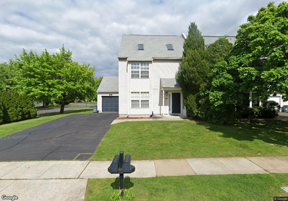 72 Sandybrook Dr unit 18B, Langhorne, PA 19047 - photo 1