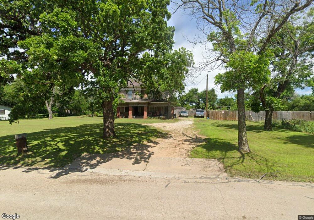 1107 Alvarado St, Cleburne, TX 76031 - photo 1