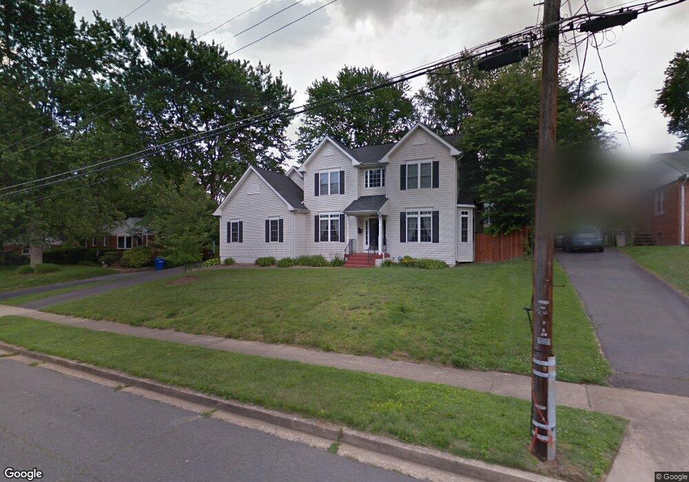 2015 Dexter Dr, Falls Church, VA 22043 - photo 1