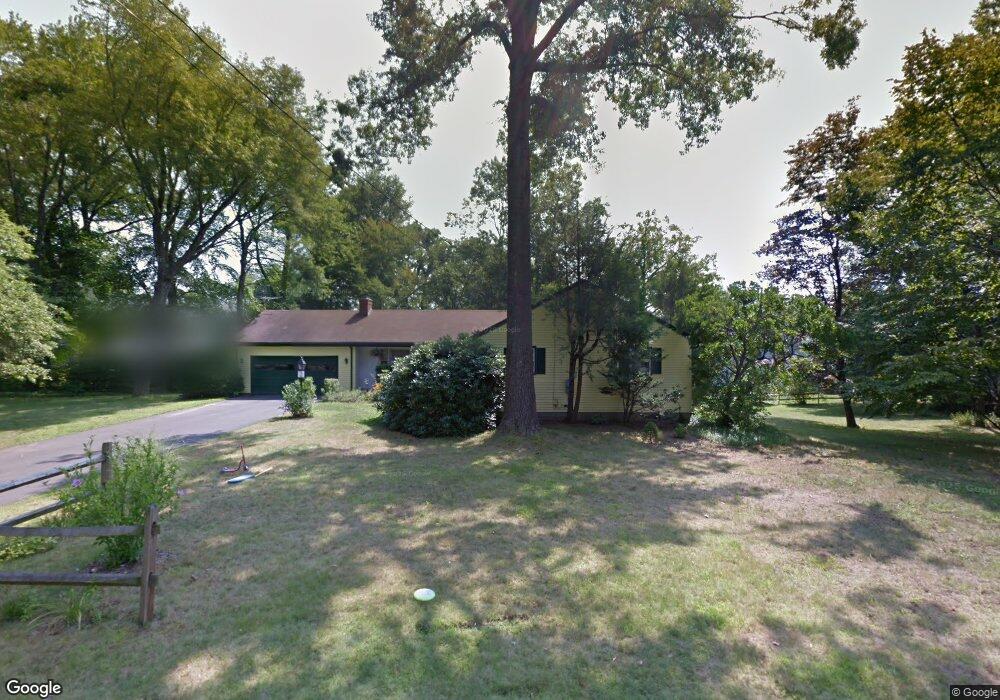 2 Pheasant Ln, Bloomfield, CT 06002 - photo 1