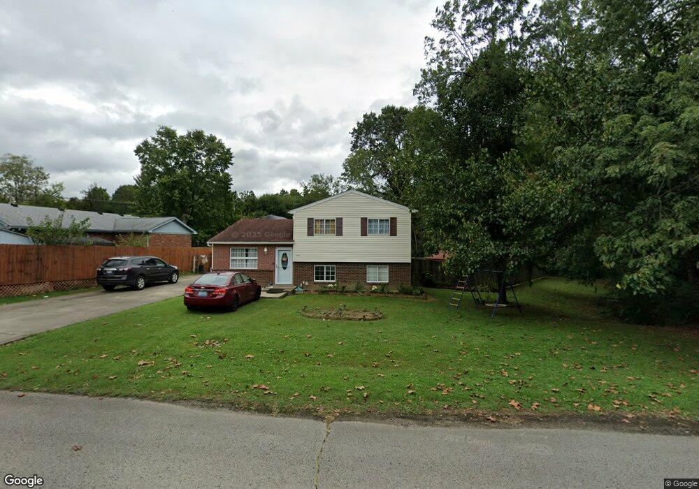8303 Roseborough Rd, Louisville, KY 40228 - photo 1