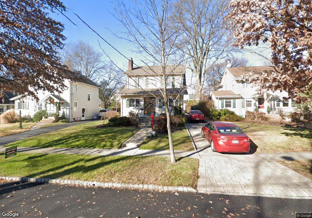 636 Hort St, Westfield, NJ 07090 - photo 1