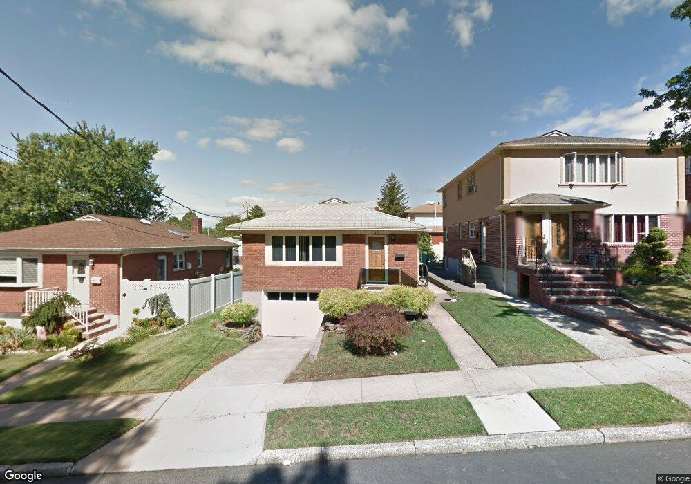 27 Foote Ave, Staten Island, NY 10301 - photo 1