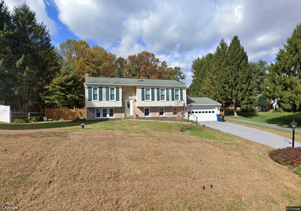 5386 View Point Ct, Sykesville, MD 21784 - photo 1