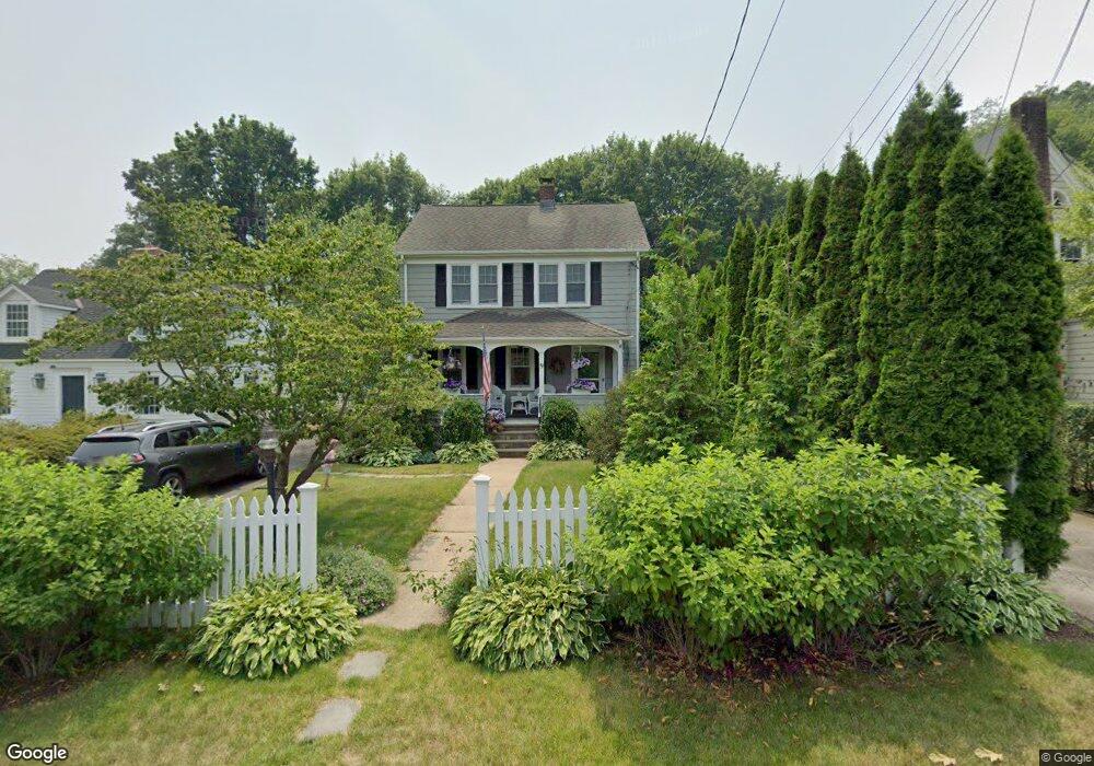 9 Renshaw Rd, Darien, CT 06820 - photo 1