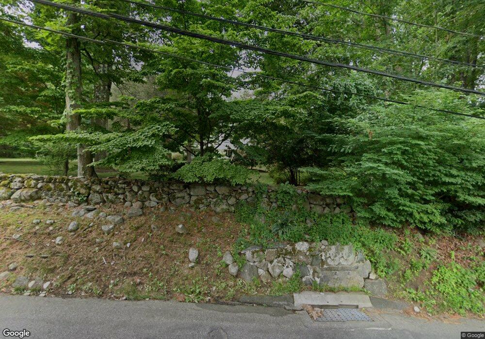 73 Comstock Hill Rd, New Canaan, CT 06840 - photo 1