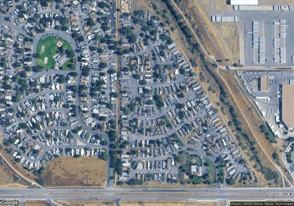 17487 E Buchanan Place, Aurora, CO 80011 - photo 1