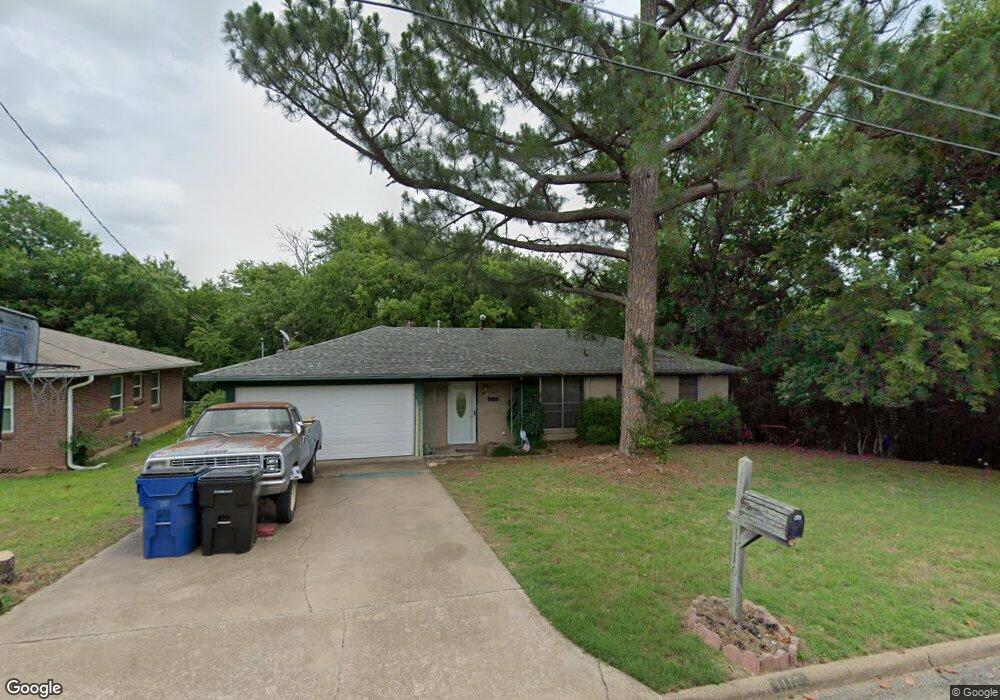 1110 S Maurice Ave, Denison, TX 75020 - photo 1
