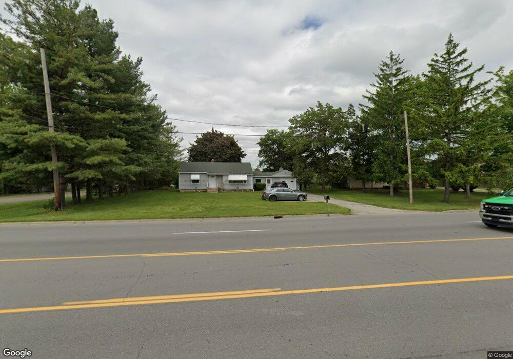 124 S Elms Rd, Flushing, MI 48433 - photo 1