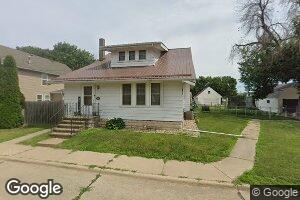 112 Strong Dr, Alburnett, IA 52202