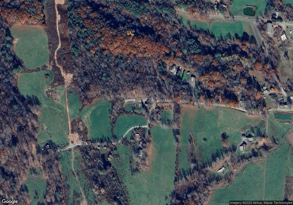 135 Covey Rd, Brattleboro, VT 05301 - photo 1