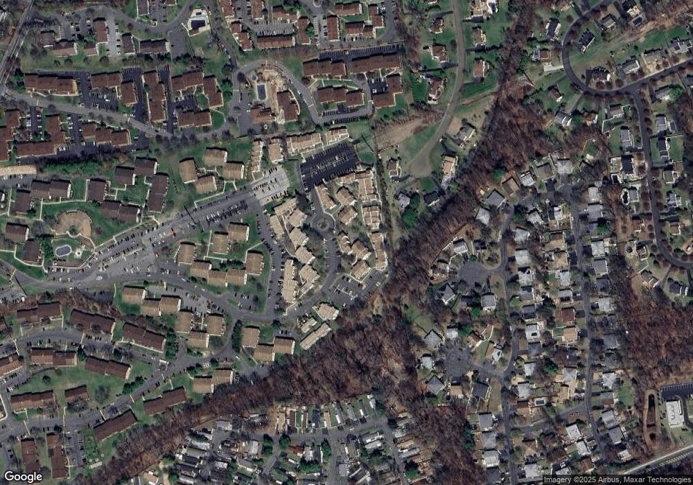 462 Country Club Ln, Pomona, NY 10970 - photo 1