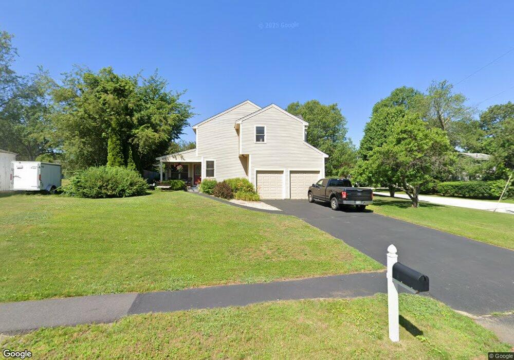 1 Southfield Dr, Nashua, NH 03064 - photo 1