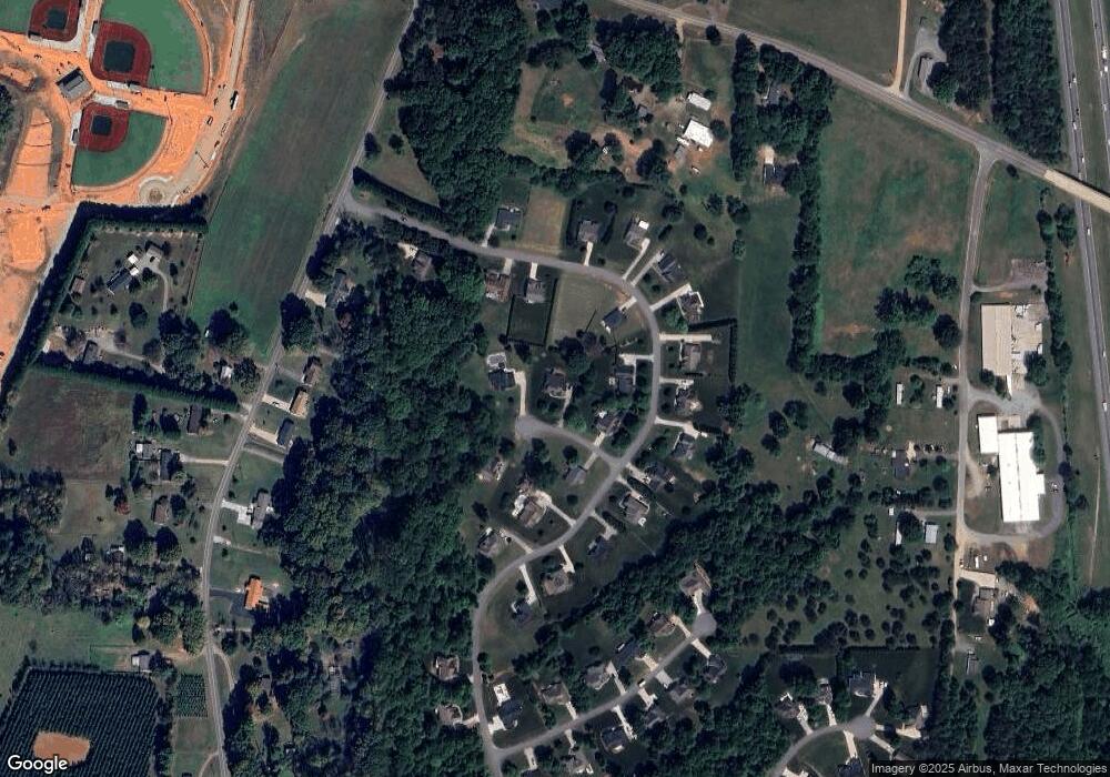 112 Clarice Ct, Statesville, NC 28625 - photo 1