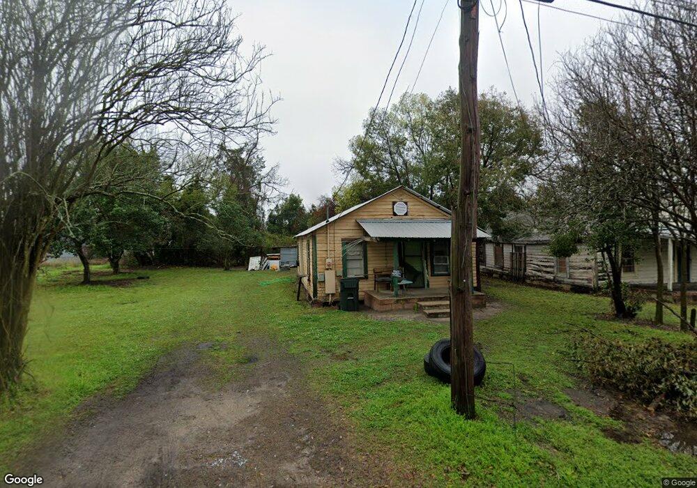 110 S Maple St, Adel, GA 31620 - photo 1