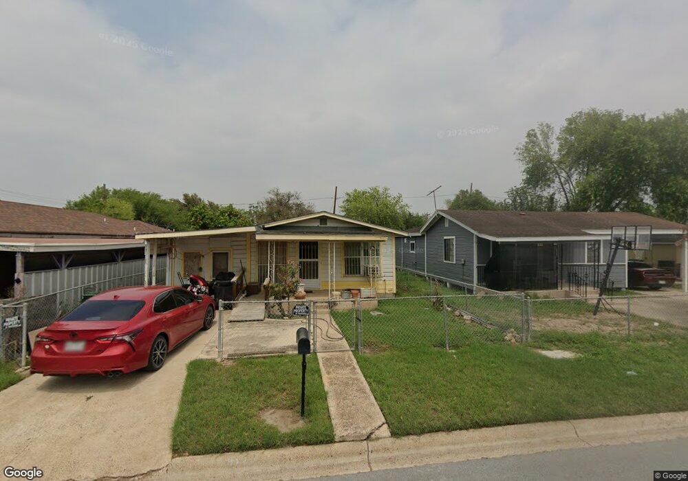 811 W Hawk Ave, Pharr, TX 78577 - photo 1