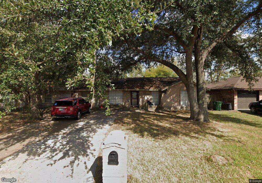 7130 Yellow Pine Dr, Houston, TX 77040 - photo 1