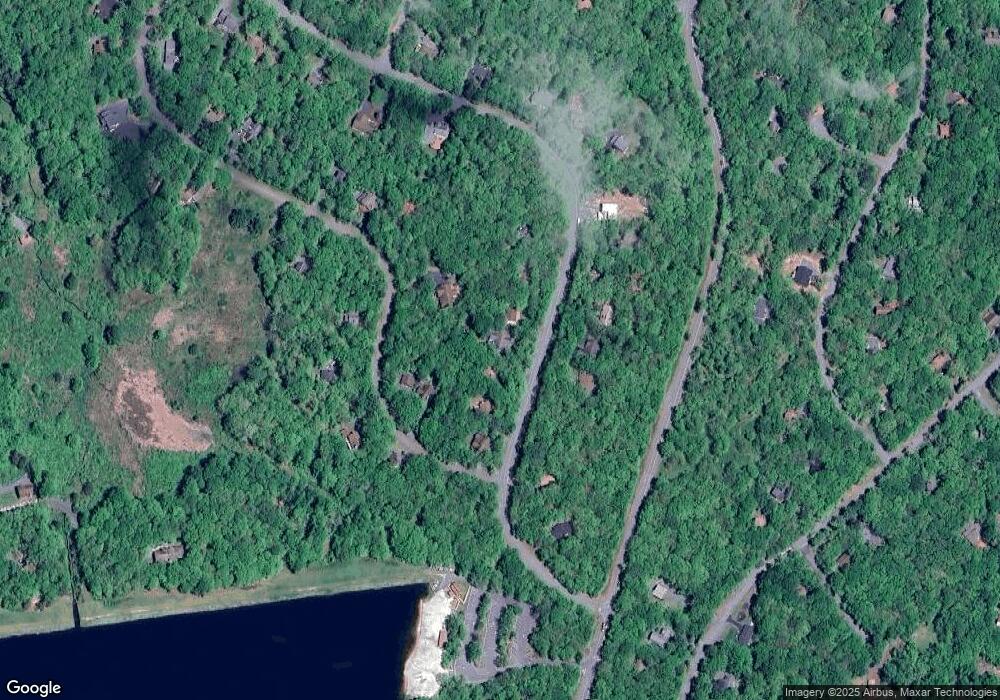 105 Surrey Dr, Hawley, PA 18428 - photo 1