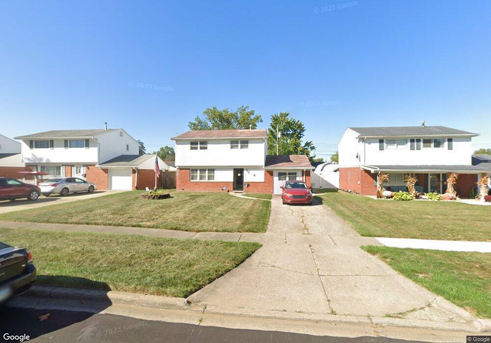 4612 Charleston Ave, Lorain, OH 44055 - photo 1