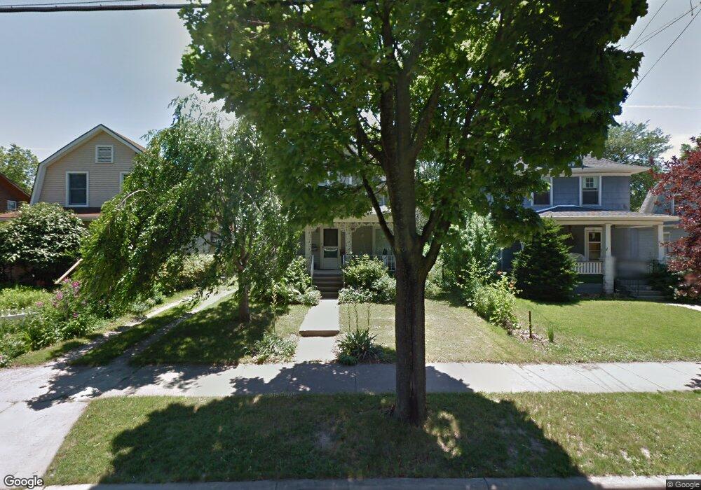 611 W Barnes Ave, Lansing, MI 48910 - photo 1