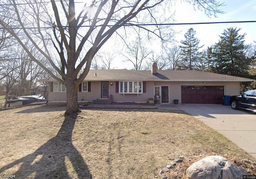 16843 Scenic Ln S, Minnetonka, MN 55345 - photo 1