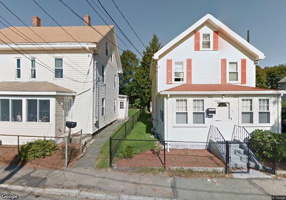 9 Massasoit Ct, Waltham, MA 02453 - photo 1