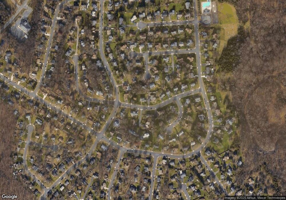 15112 Philip Lee Rd, Chantilly, VA 20151 - photo 1