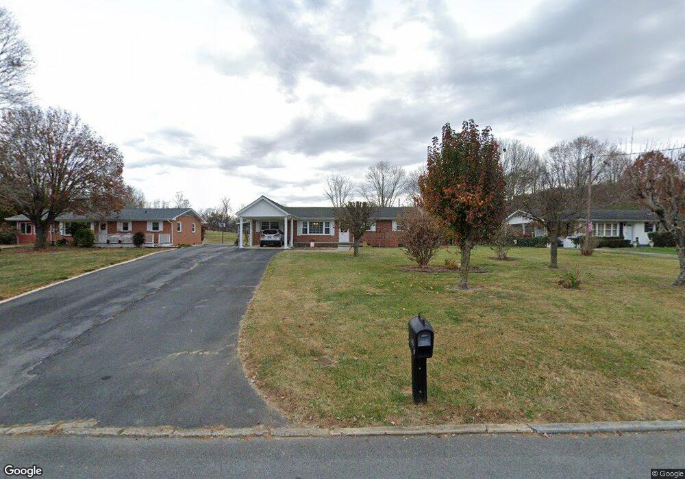 1507 Stoneybrook Dr, Johnson City, TN 37601 - photo 1