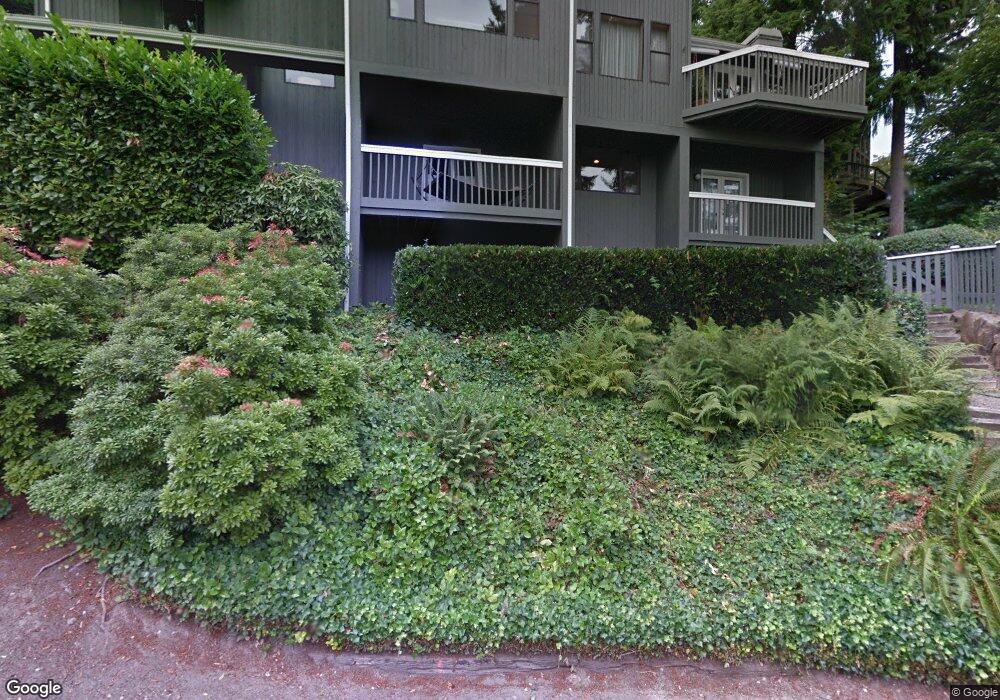 4741 E Mercer Way, Mercer Island, WA 98040 - photo 1