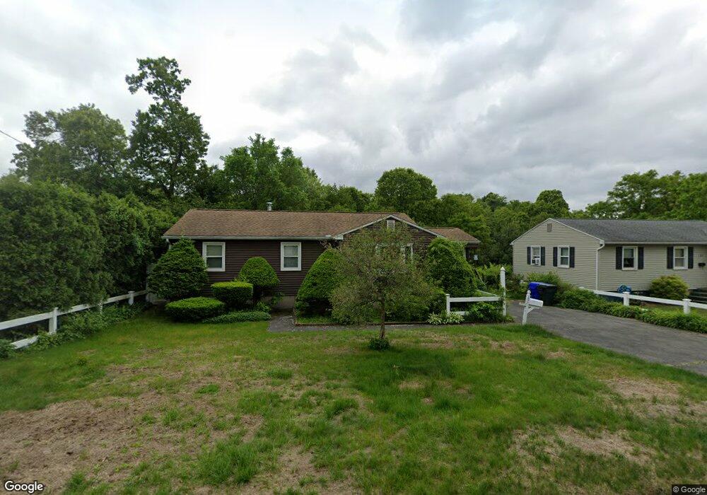 121 Agnes St, Springfield, MA 01118 - photo 1