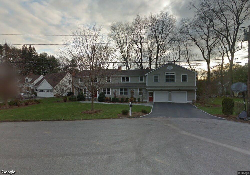 15 Chapel Hill Rd, Westport, CT 06880 - photo 1