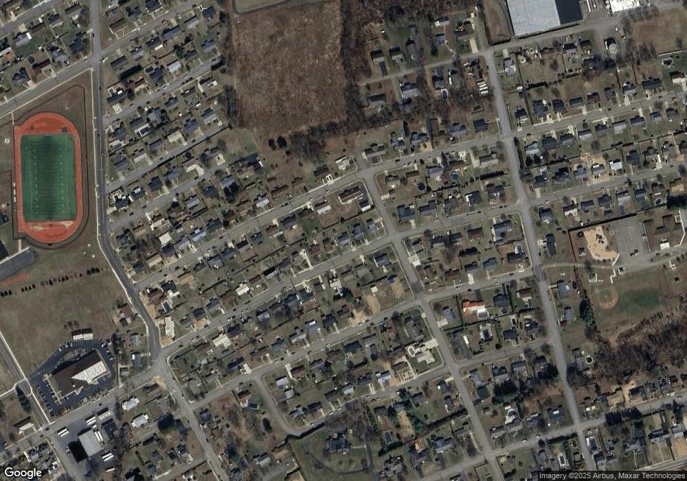 1033 E 5th St, Berwick, PA 18603 - photo 1